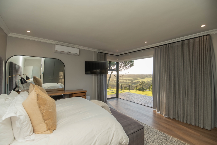 4 Bedroom Property for Sale in Kragga Kamma Eastern Cape